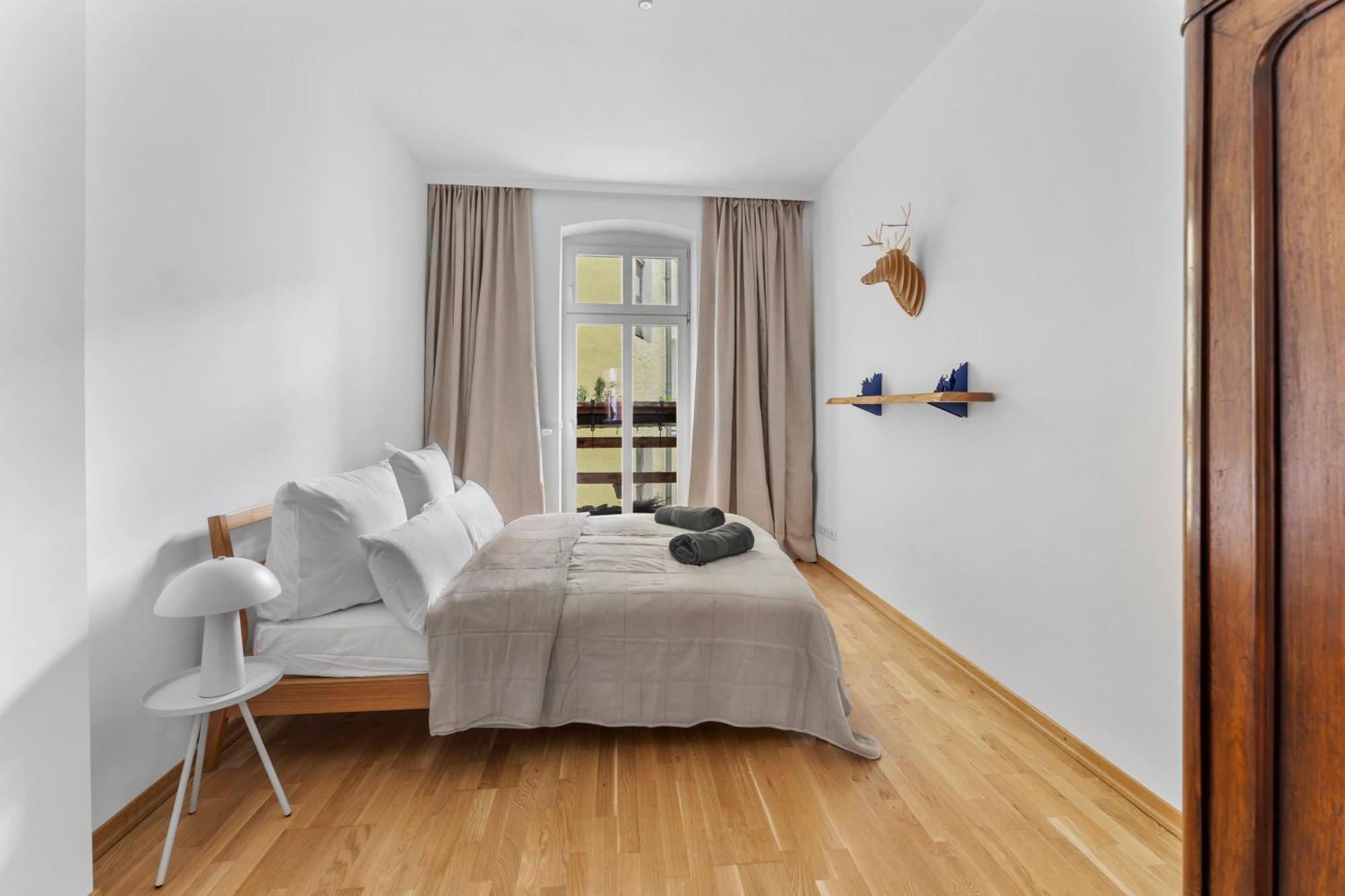 Stylish 120Sqm Appartment In Berlin-Mitte Екстериор снимка