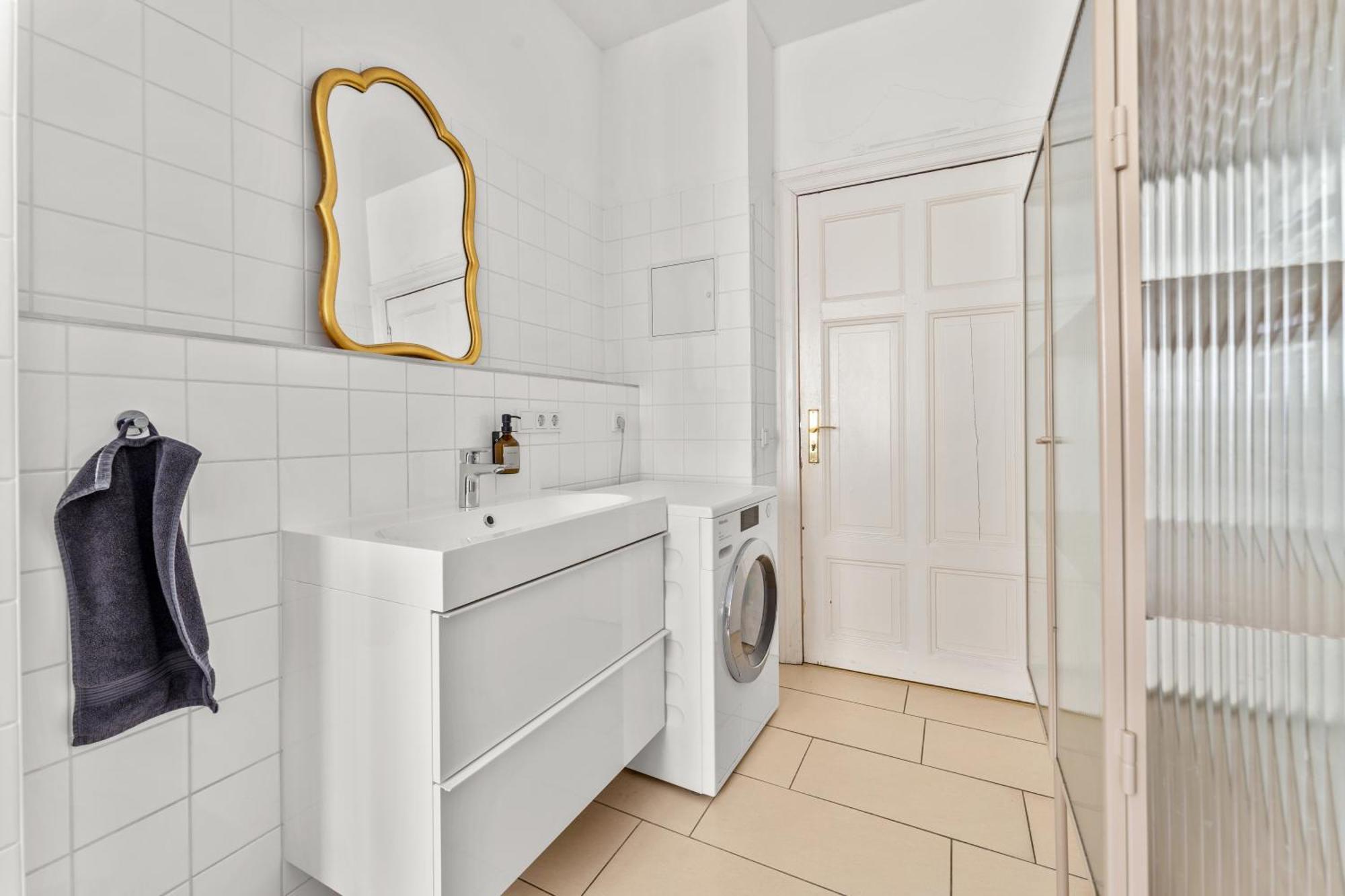Stylish 120Sqm Appartment In Berlin-Mitte Екстериор снимка