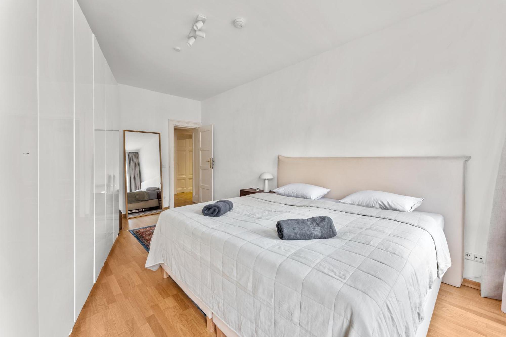 Stylish 120Sqm Appartment In Berlin-Mitte Екстериор снимка